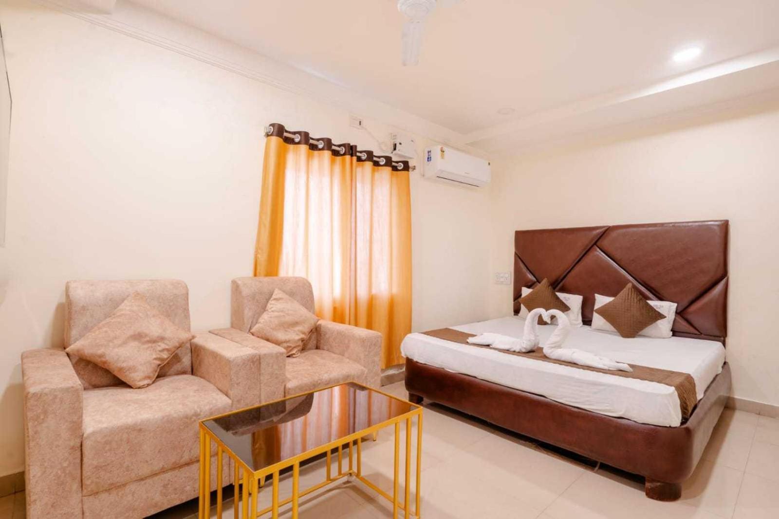 Отель Oyo Surya Teja Residency Khammam Экстерьер фото